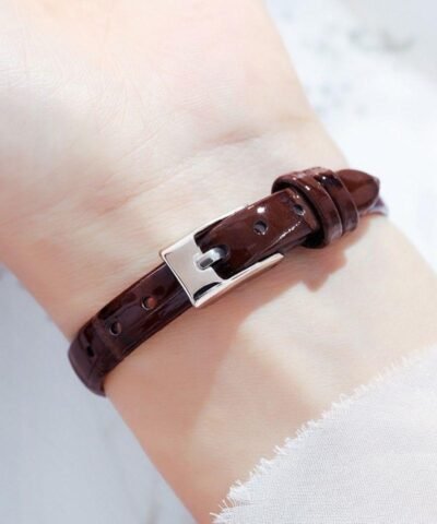 Montre à quartz carrée tendance pour femme